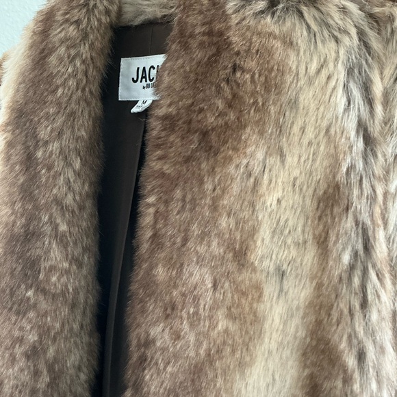 Jack by BB Dakota Plush Faux Fur Vest - Picture 2 of 2